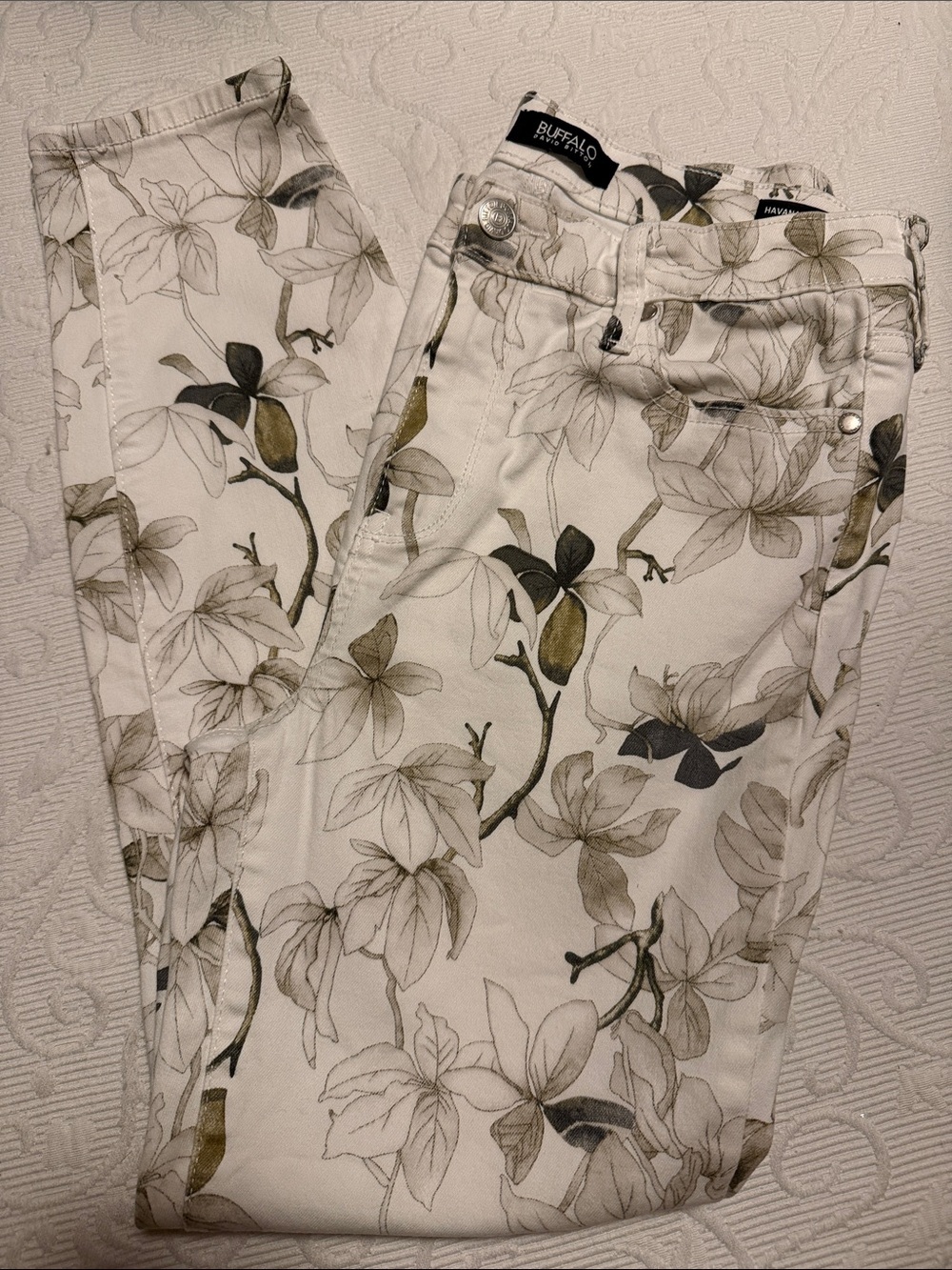 Buffalo David Bitton High Rise Ankle Floral Skinny Jeans. 6/28